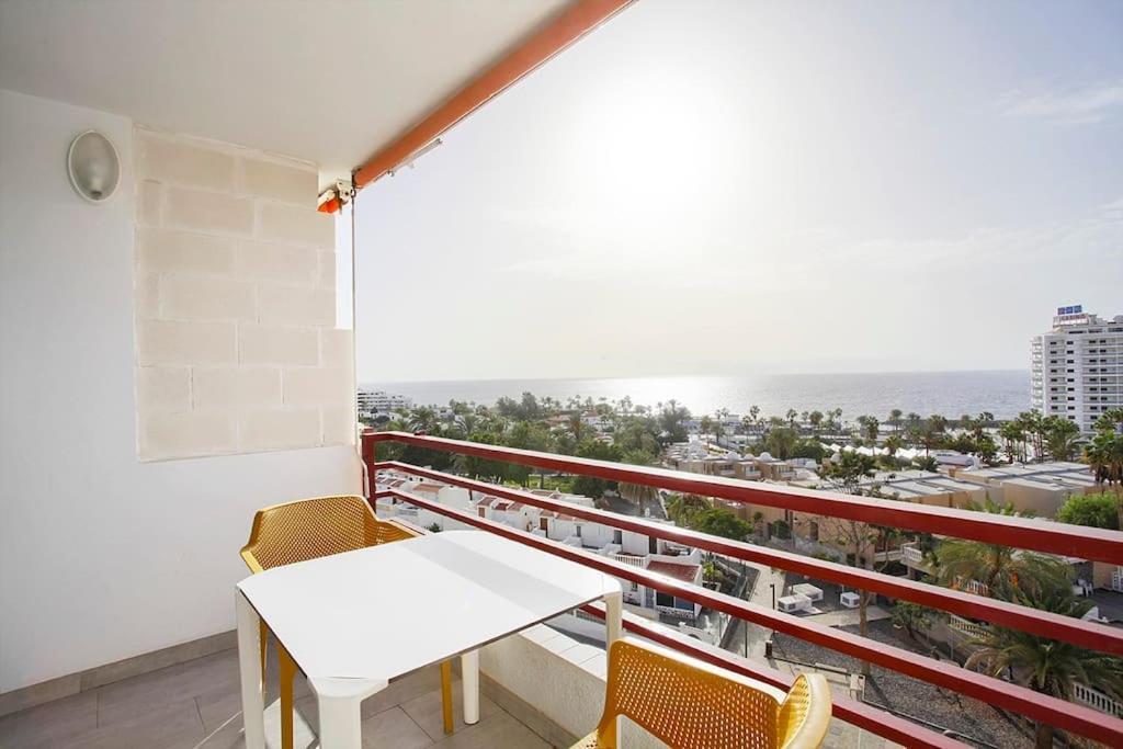 Roberta Apartment Playa De Las Americas Extérieur photo